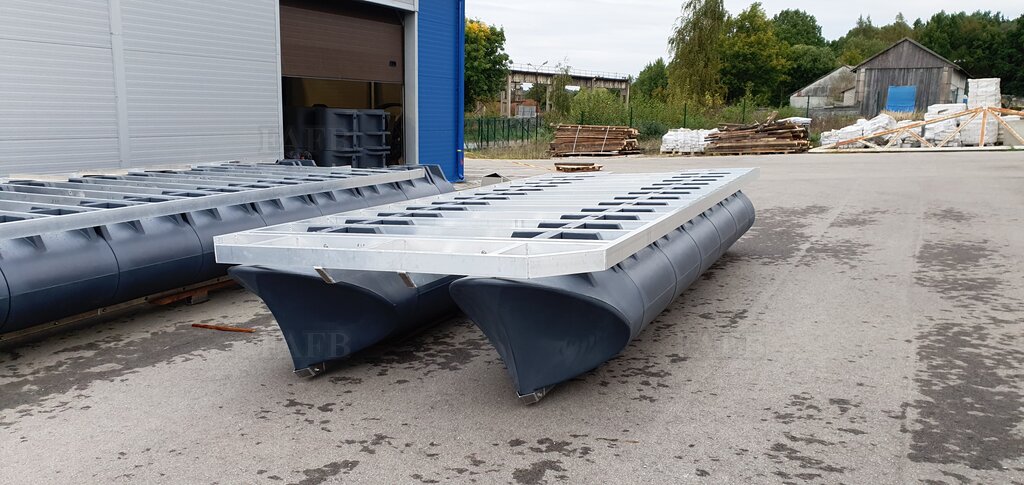 Matrix UK500 &amp; new UK800 Pontoon System