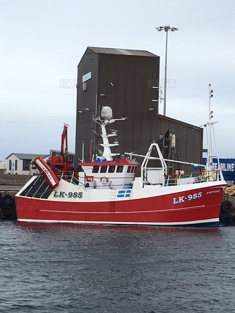 19m twin rig trawler